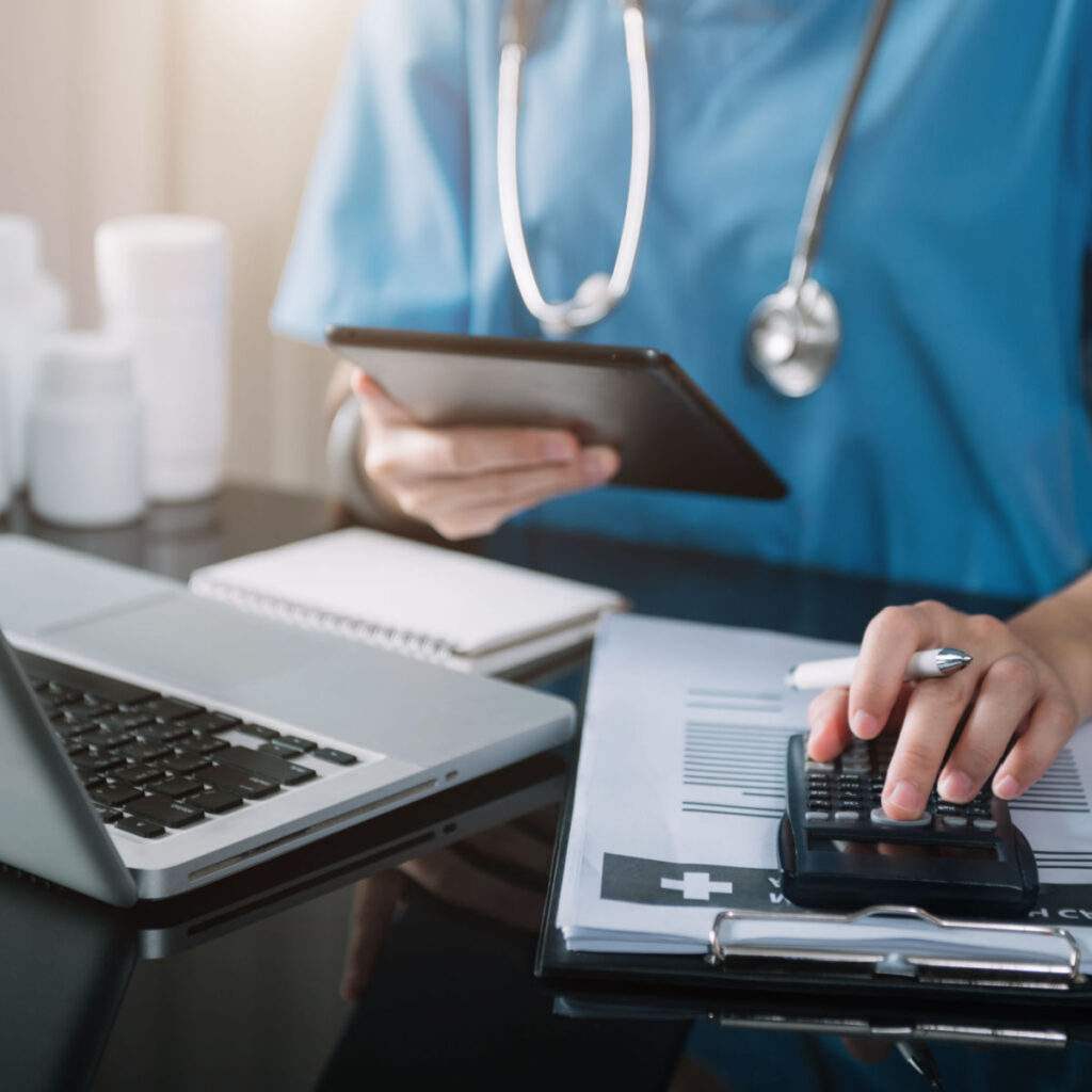 Pros and Cons of Paperless Medical Billing